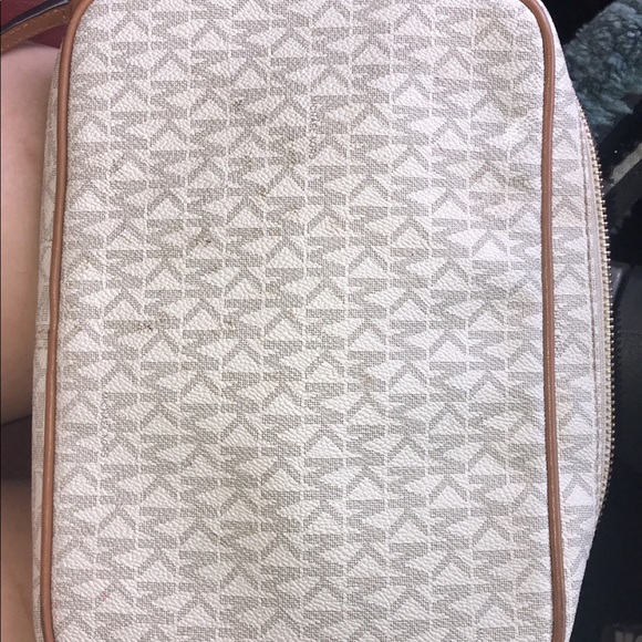 Michael Kors purse and wallet - Picture 5 of 7